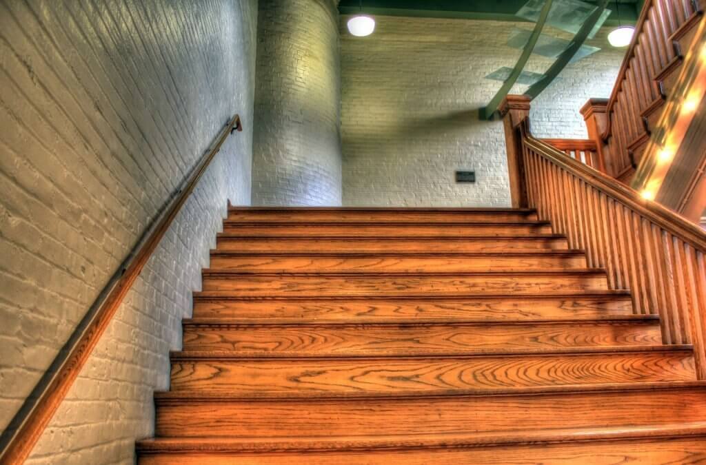 rampe d’escalier en bois